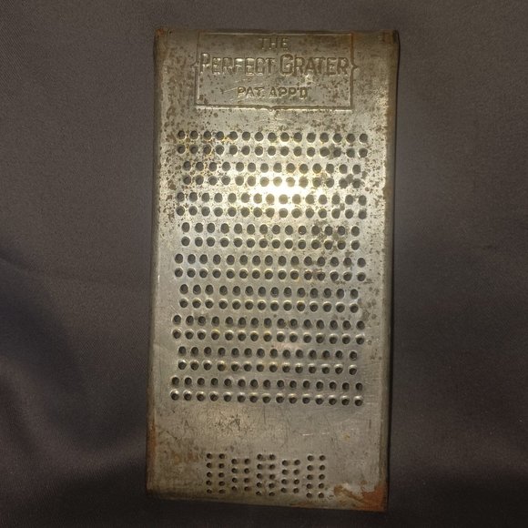 Vintage set of 4 - 3 "The Wonder Shredder" and 1 "The Perfect Grater" - Picture 8 of 11